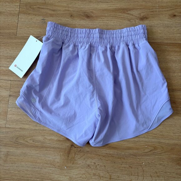 Lululemon Athletic Hotty Hot HR Lined Shorts 4” Lilac Breeze NWT Women’s Size 6 - Picture 2 of 9